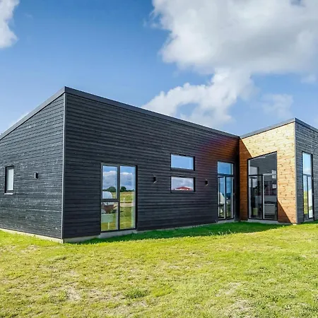 Beautiful In With Kitchen