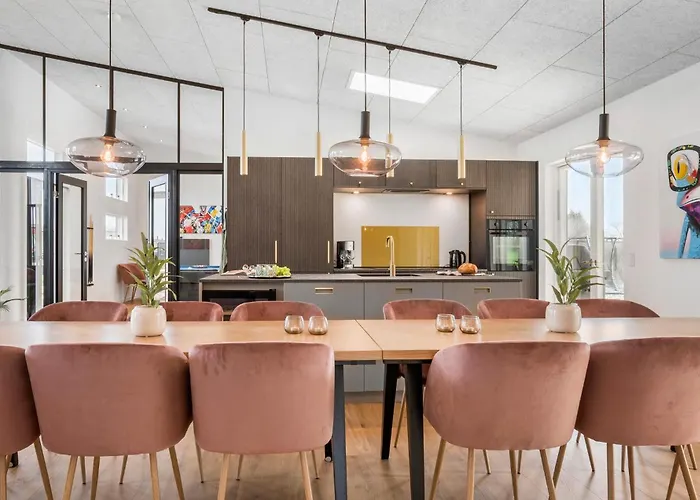 Beautiful In With Kitchen Børkop